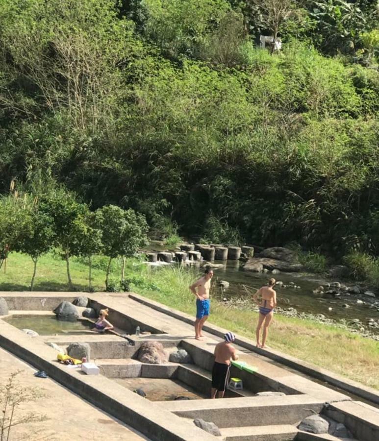 Antong Creekside Hot Spring Lejlighed Yuli Eksteriør billede